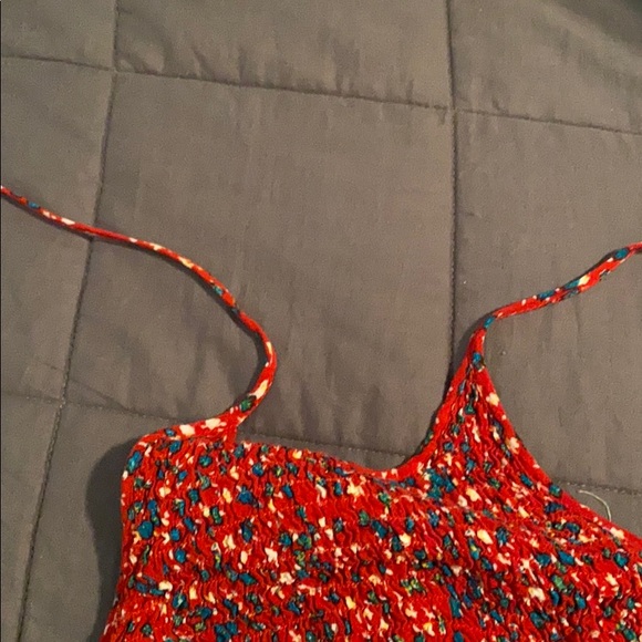 Crop top - Picture 2 of 3